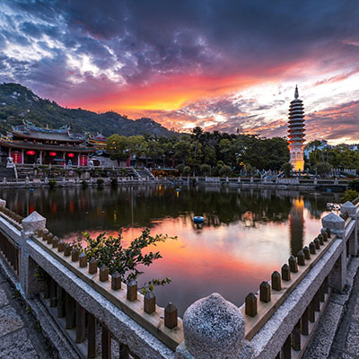 Xiamen Hostels Near Popular Food Streets & Attractions